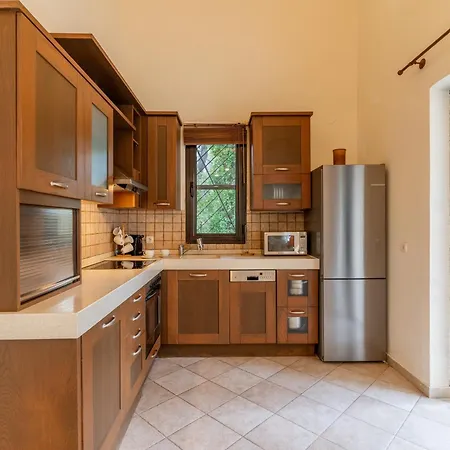 Emerald Grove By Halu! 2 Bedroom Villa With Playroom