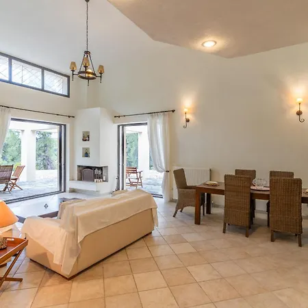 Villa Emerald Grove By Halu! 2 Bedroom Villa With Playroom