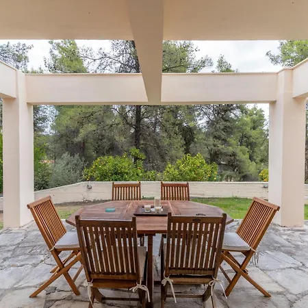 Emerald Grove By Halu! 2 Bedroom Villa With Playroom *